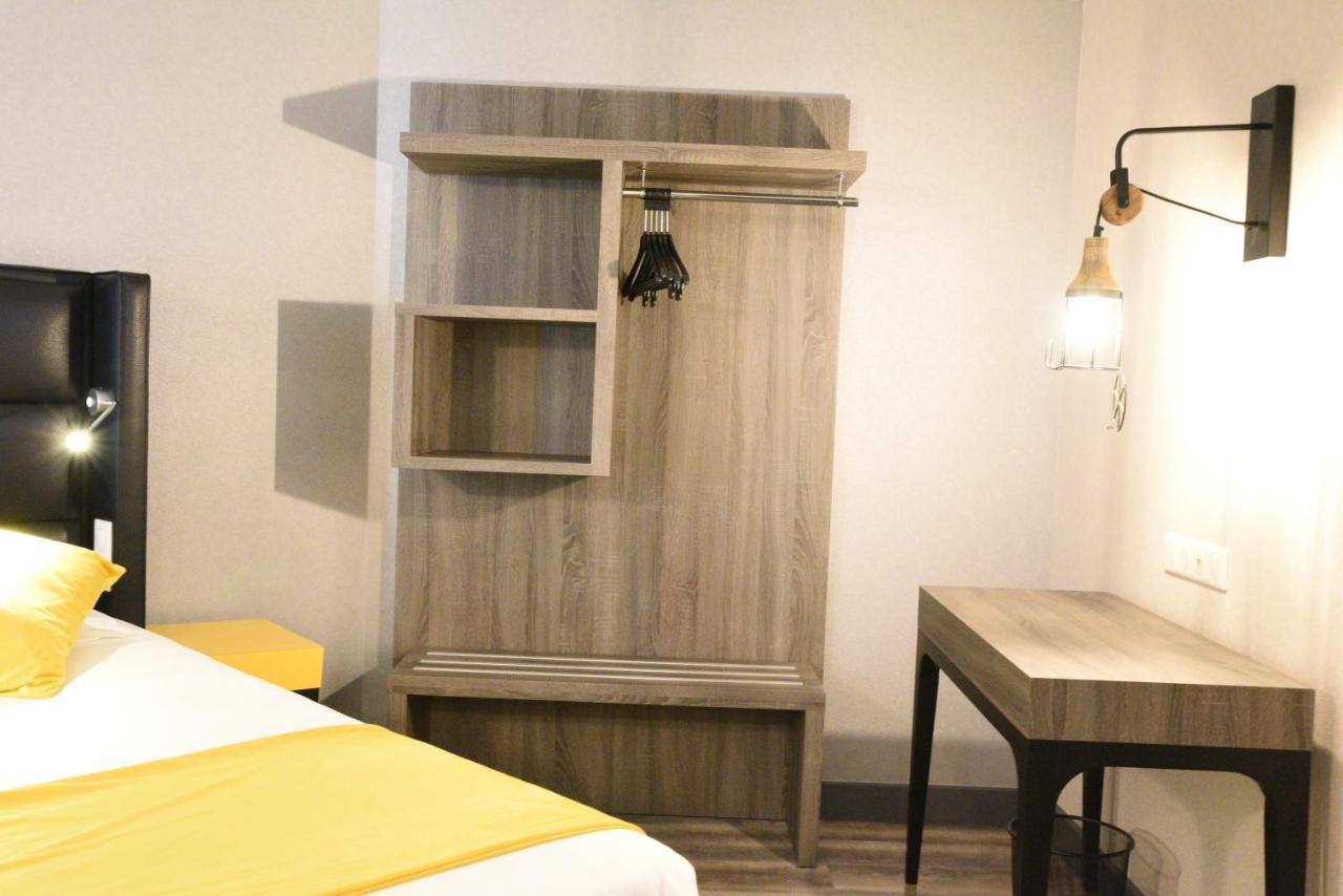 The Originals Boutique, Hotel Montélimar Buitenkant foto
